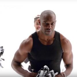 Football Stars Rob Gronkowski and Terrell Owens Make Appearance in T-Mobile Super Bowl Commercial
