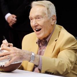 Legendary Buffalo Bills Coach Marv Levy Holds Events for New Children’s Book