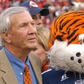 Former Auburn Football Coach Pat Dye Keynotes Greater Pensacola Chamber of Commerce Annual Meeting