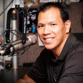Former Dallas Cowboys Linebacker Dat Nguyen Speaks at FCA Luncheon Thursday