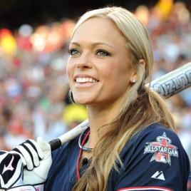 Softball Legend Jennie Finch Holds Autograph Signing for Fleet Feet Sports Wednesday