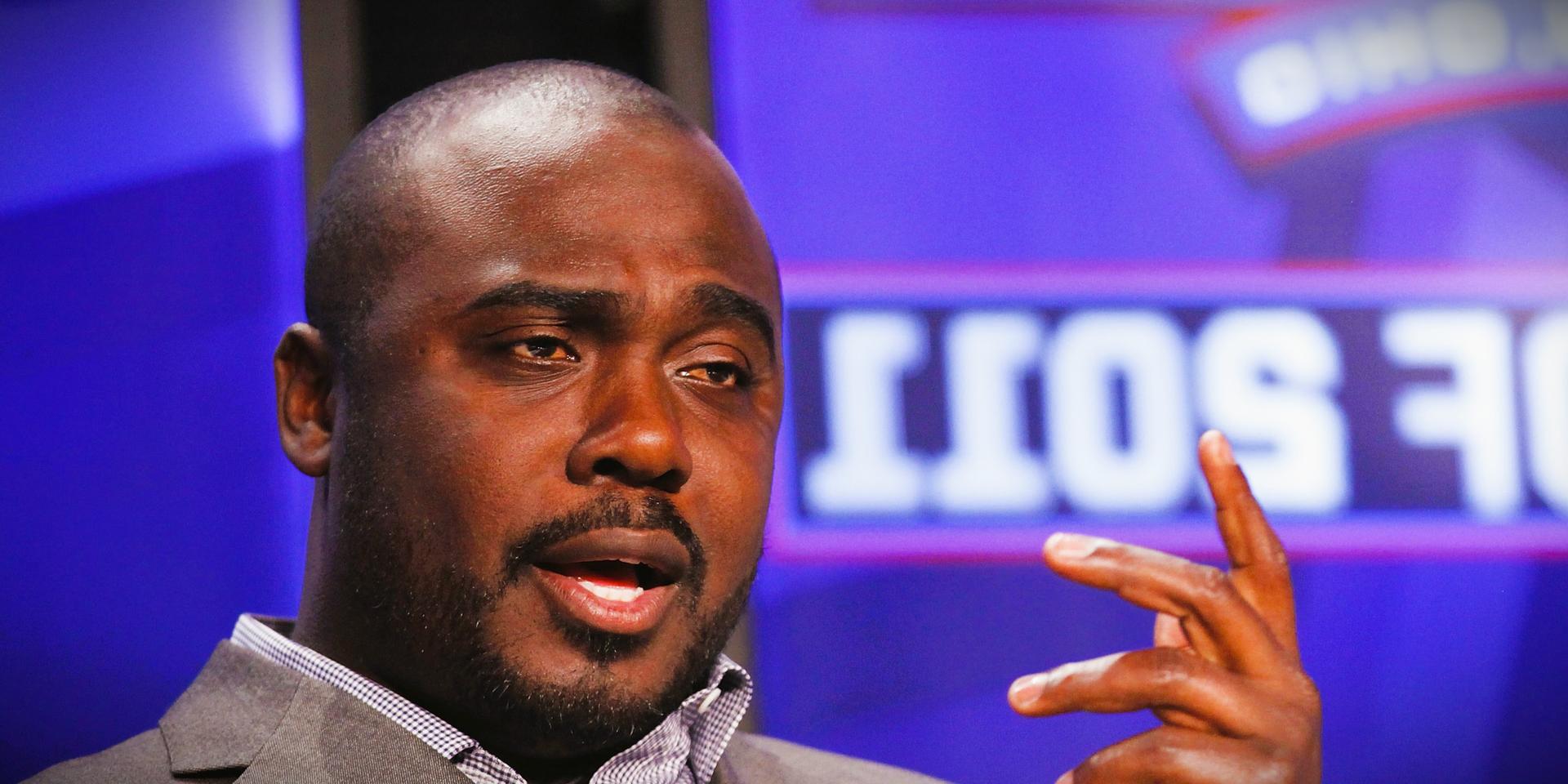Hall of Famer Marshall Faulk Keynotes Fundraiser in Canada