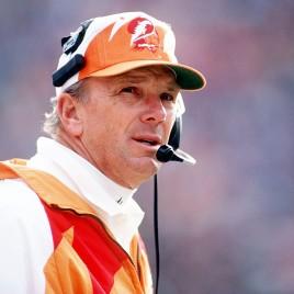 Former NFL Coach Sam Wyche Speaks at the ScanSource Conference