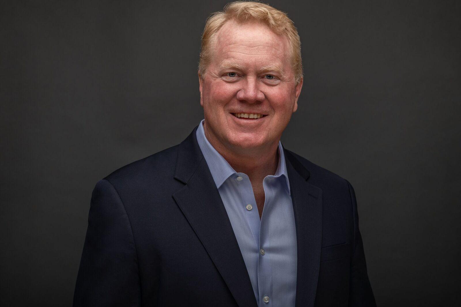 Karl Mecklenburg - Professional Sports Motivational Speaker