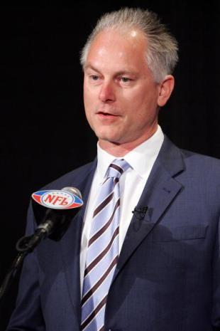 Kenny Mayne - Professional Sports Motivational Speaker