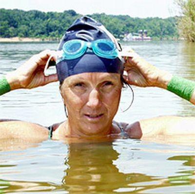 Mimi Hughes - Professional Sports Motivational Speaker