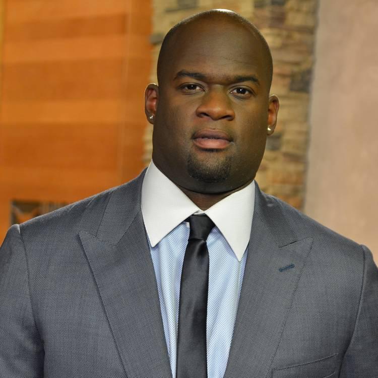 Vince Young - Professional Sports Motivational Speaker