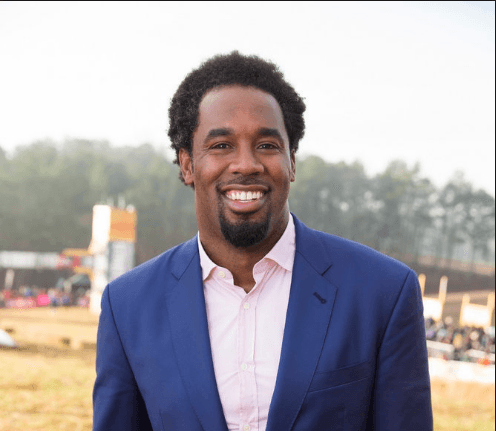 Dhani Jones - Professional Sports Motivational Speaker