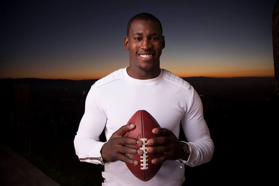 Aldon Smith - Professional Sports Motivational Speaker