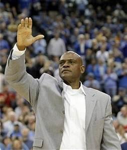 Sidney Wicks - Professional Sports Motivational Speaker