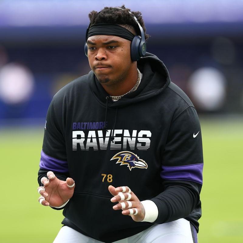 Orlando Brown Jr. - Professional Sports Motivational Speaker