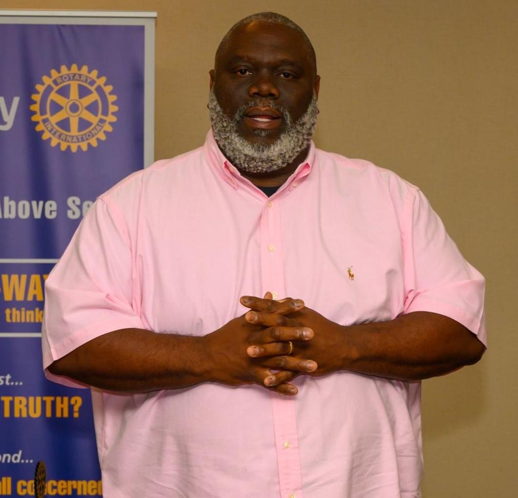 Russell Maryland - Professional Sports Motivational Speaker