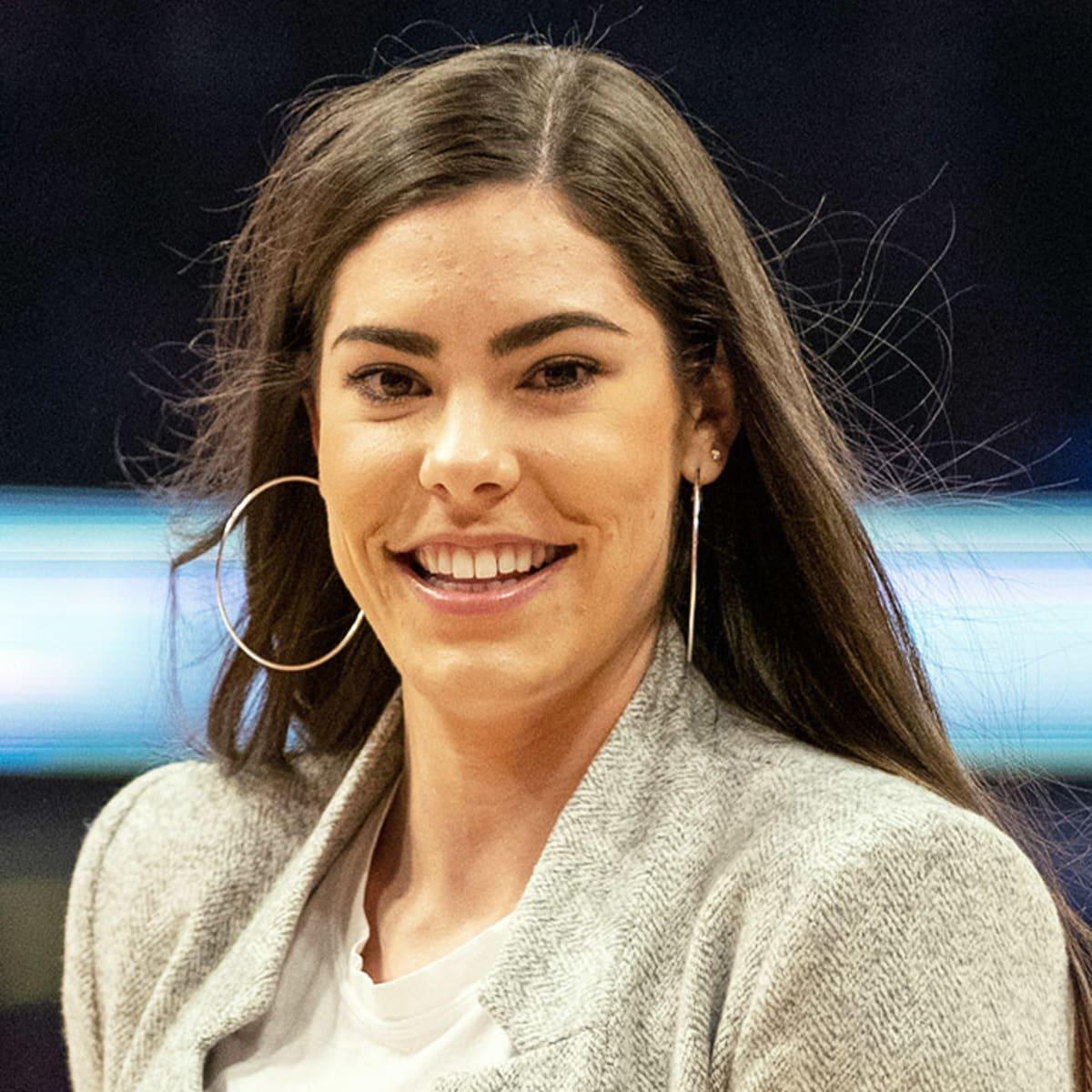 Kelsey Plum - Professional Sports Motivational Speaker