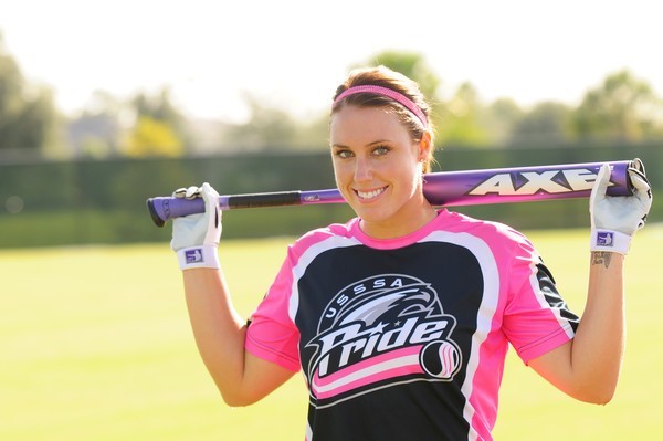 Danielle Lawrie - Professional Sports Motivational Speaker