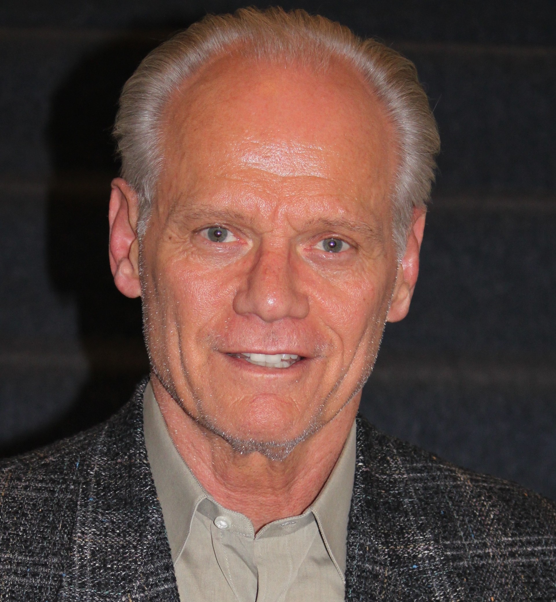 Fred Dryer - Professional Sports Motivational Speaker