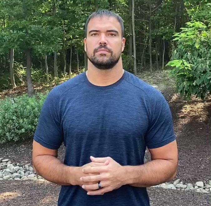 Stefen Wisniewski - Professional Sports Motivational Speaker