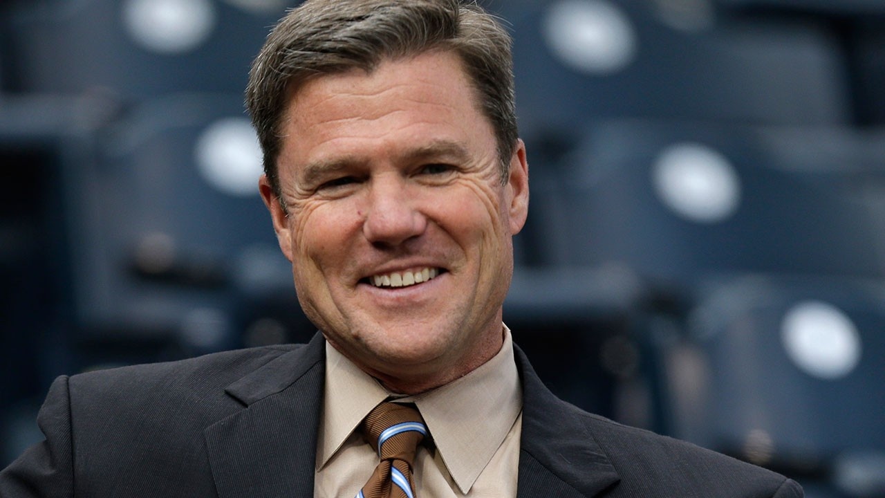 Frank Coonelly - Motivational Sports Speaker