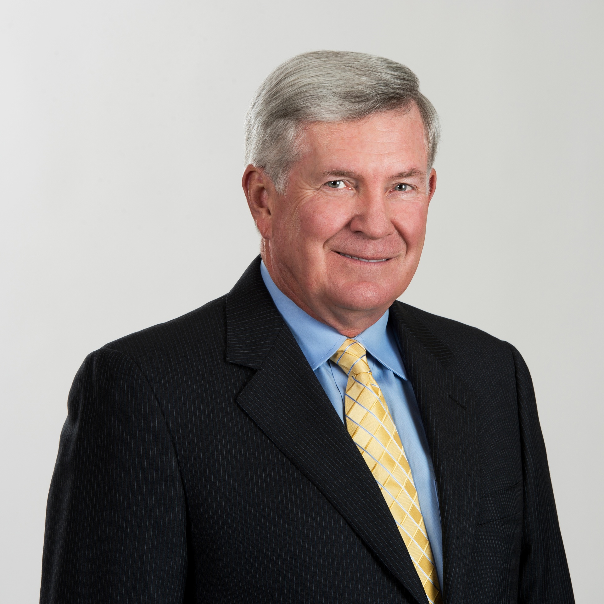 Mack Brown - Motivational Sports Speaker