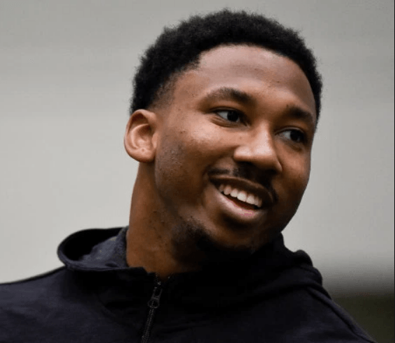 Myles Garrett - Motivational Sports Speaker