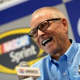 NASCAR Legend Mark Martin Keynotes Arkansas Sportscasters and Sportswriters Hall of Fame Ceremony