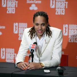 Brittney Griner Awarded with HRC's Visibility Award