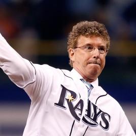 Tampa Bay Rays Broadcaster Dewayne Staats Holds Bay Area Book Signing