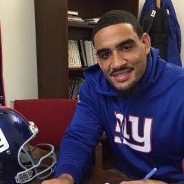 New York Giants Defensive End Olivier Vernon Holds Public Autograph Signing