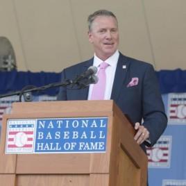Hall of Fame Pitcher Tom Glavine Speaks at January’s Charleston River Dogs Hot Stove Banquet