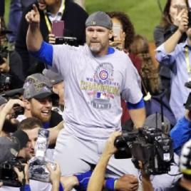 Chicago Cubs Catcher David Ross Caps Career in Storybook Fashion