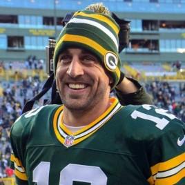 Green Bay Packers Quarterback Aaron Rodgers Holds Autograph Signing for Salvation Army