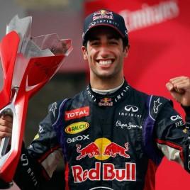 Top Formula One Driver Daniel Ricciardo Becomes Brand Ambassador for Carsales.com