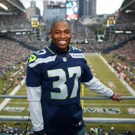 Former NFL MVP Shaun Alexander Speaks at Covenant Christian School Fundraiser Next Month