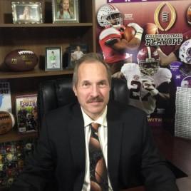 College Football Guru Phil Steele Speaks at Northwest Arkansas Touchdown Club