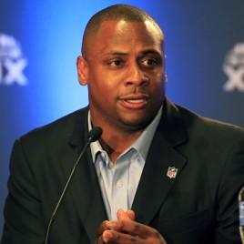 Former NFL All-Pro Troy Vincent Speaks at Detroit Lions Courage House Dinner in October