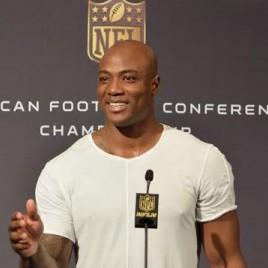 Former NFL Standout DeMarcus Ware Speaks at Centers for Children and Families Event