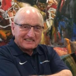 Legendary Georgia Football Coach Vince Dooley Holds Nashville Book Signing
