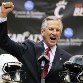 Former College Football Coach Tommy Tuberville Speaks at Birmingham Quarterback Club