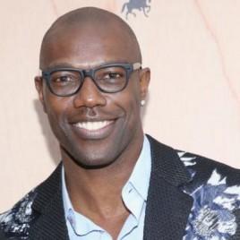 Former Star Wide Receiver Terrell Owens Becomes Brand Ambassador for Procter & Gamble Product