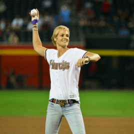 Olympic Champion Dara Torres Speaks to the Arizona Diamondbacks