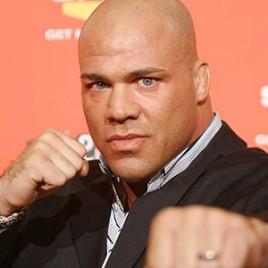 Wrestling Great Kurt Angle Makes Appearance at Bellator 145 Fan Fest