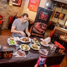 Orlando Magic Forward Jason Smith Promotes New Bone-In Ribeye at Smokey Bones Appearance