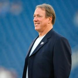 Jim Kelly Delivers Inspiring Keynote at the 13th Annual YMCA Breakfast