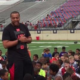 Retired NFL Defensive Lineman Demetric Evans Keynotes Independence Bowl Football Clinic