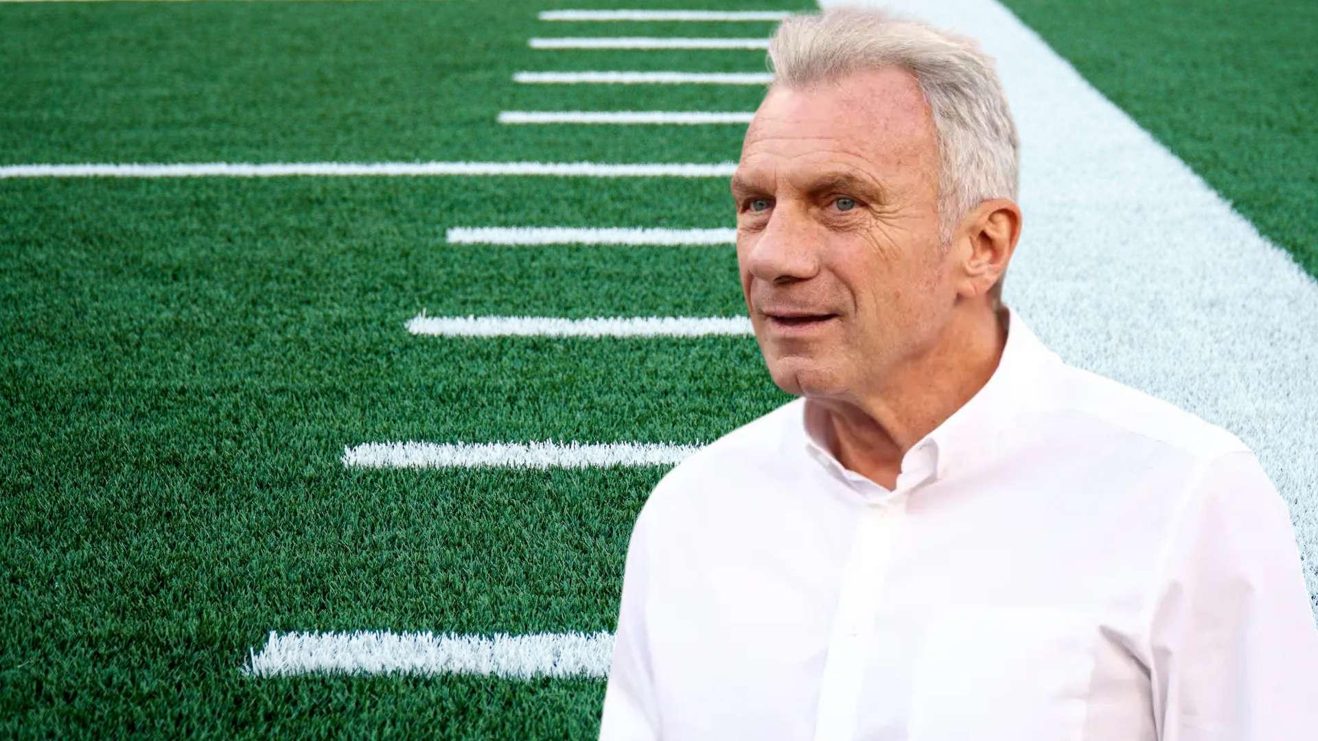 How to Book Joe Montana: Bring a Hall of Fame Quarterback to Your Next Corporate Event