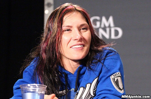 Cat Zingano - Professional Sports Motivational Speaker