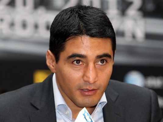 Erik Morales - Professional Sports Motivational Speaker