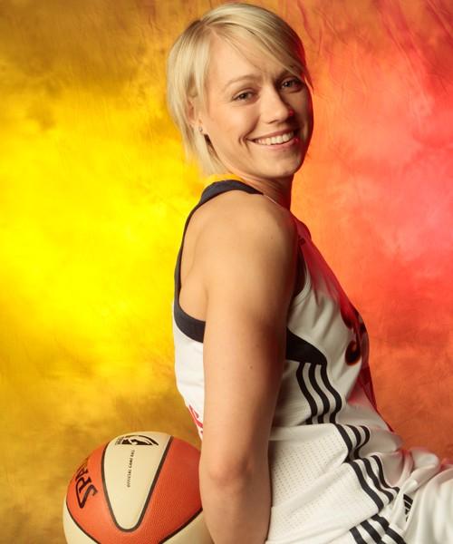 Erin Phillips - Professional Sports Motivational Speaker