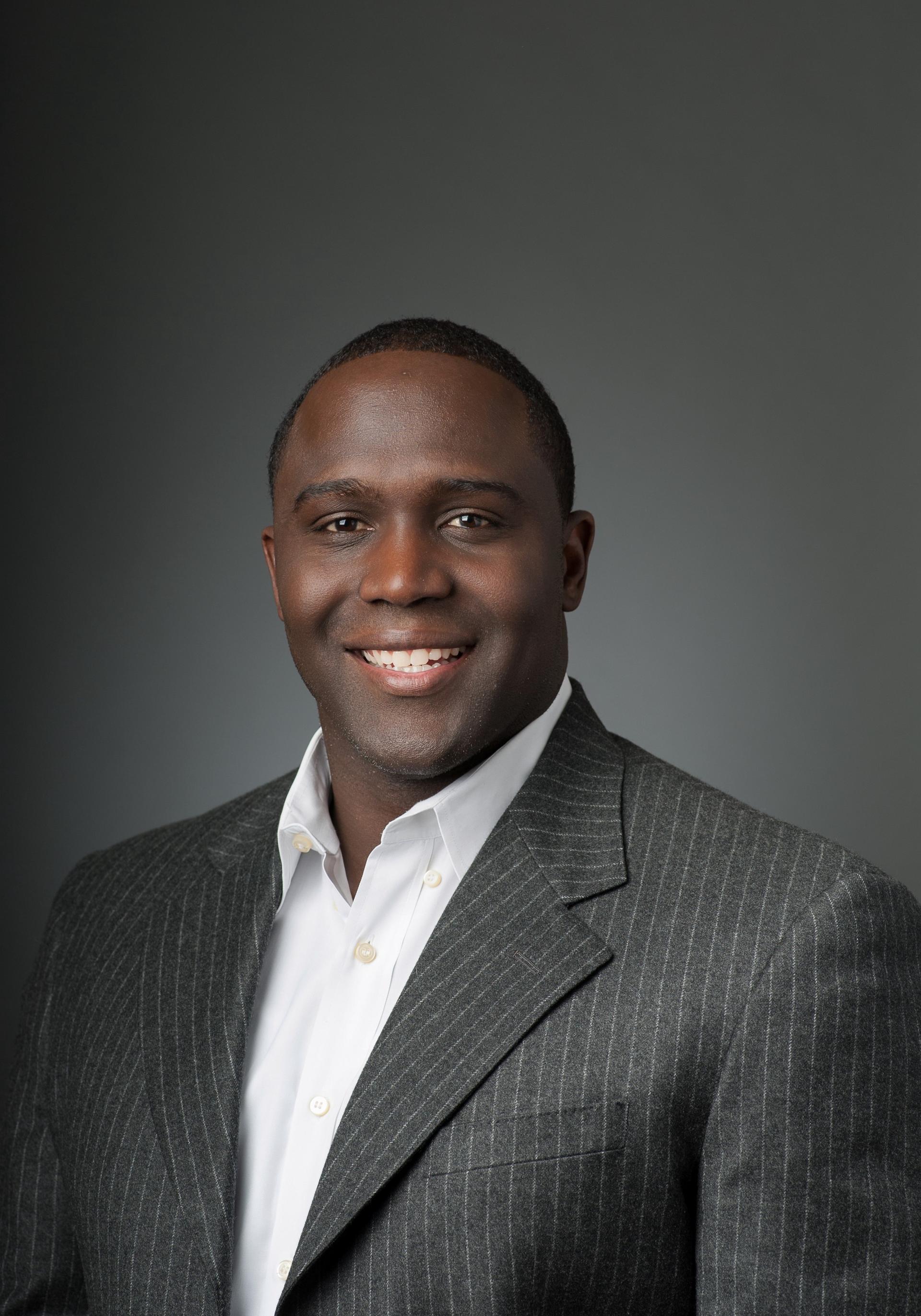 Shawn Springs - Professional Sports Motivational Speaker