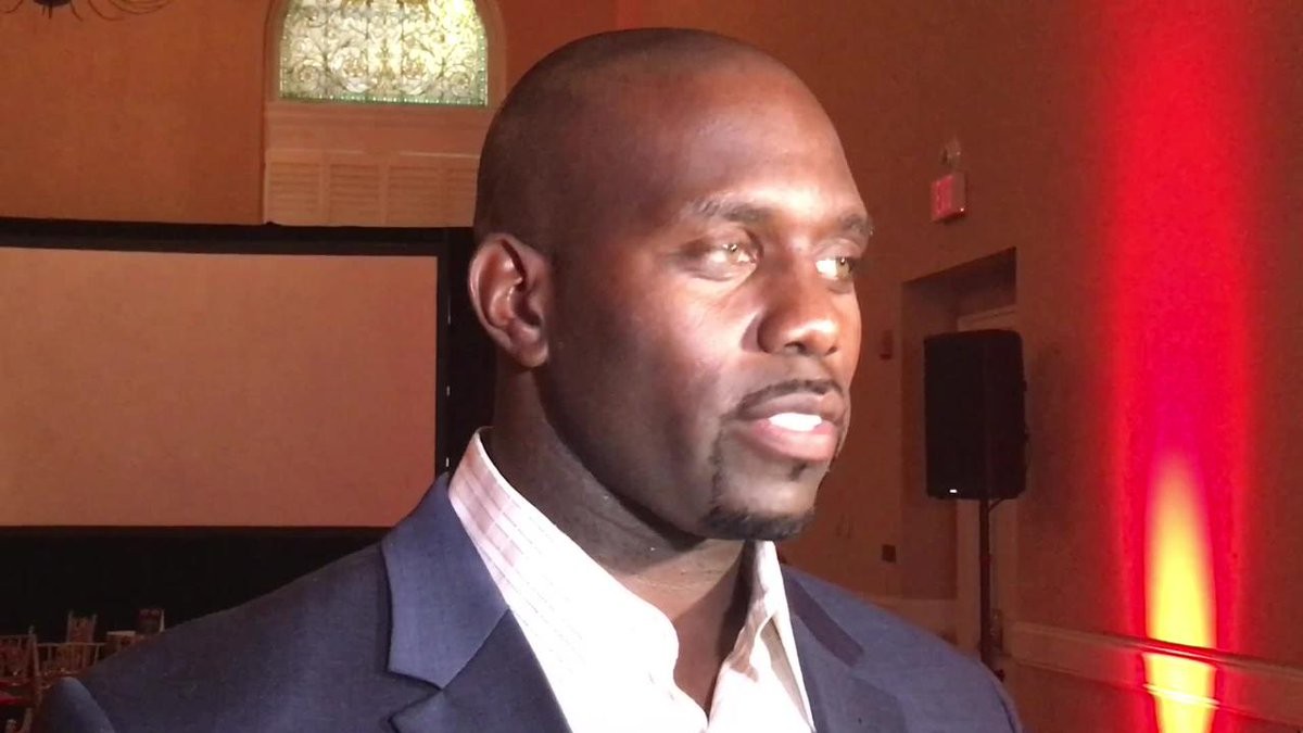 Trent Cole - Professional Sports Motivational Speaker