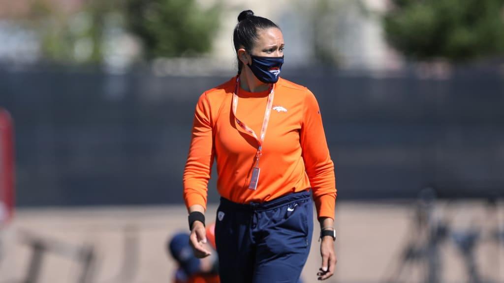 Emily Zaler - Professional Sports Motivational Speaker